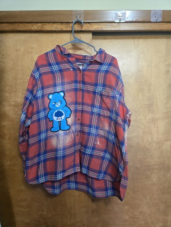 Upcycled Tops - Upcycled Plaid Flannel Top w/ Cute Bear Graphic & Bleach Wash LS06
